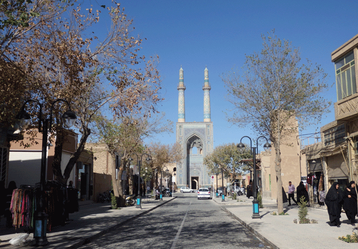Jalan-jalan di Iran