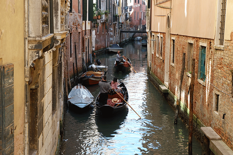 Jalan-jalan di Venesia